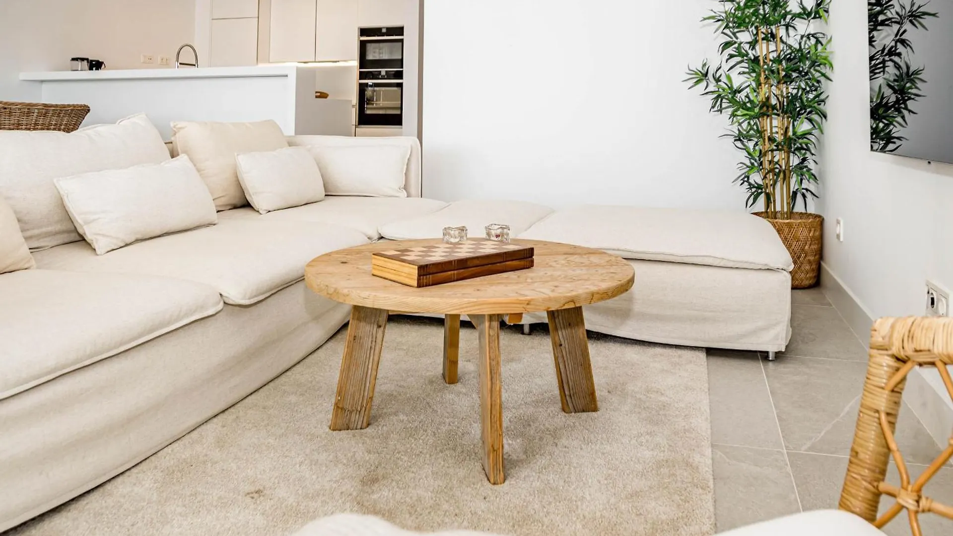 Cah - Large Terrace, Indoor Pool And Gym Apartment Marbella
