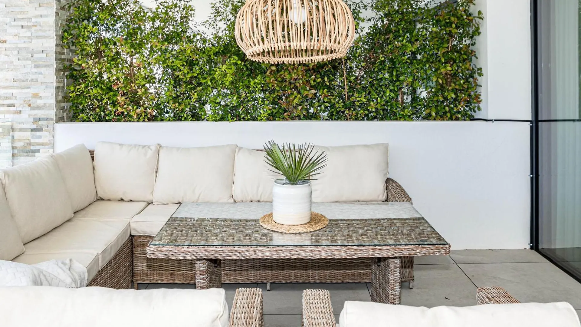 Cah - Large Terrace, Indoor Pool And Gym Apartment Marbella